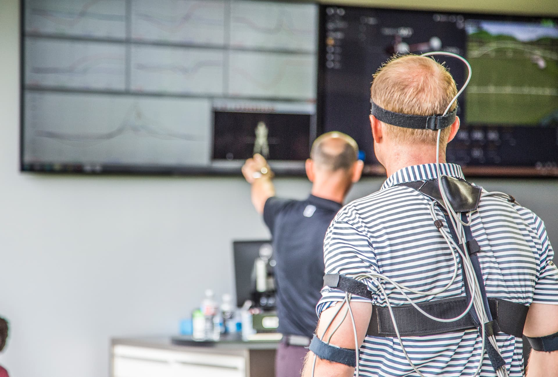 Capteurs de mouvement posés sur un golfeur lors d'une évaluation TPI
